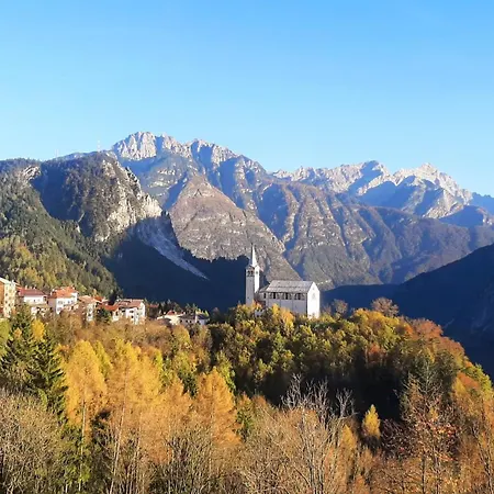 Campo Base Cadore Con Parcheggio Auto E Garage Moto *