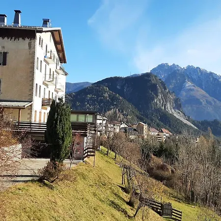 Campo Base Cadore Con Parcheggio Auto E Garage Moto Lejlighed *